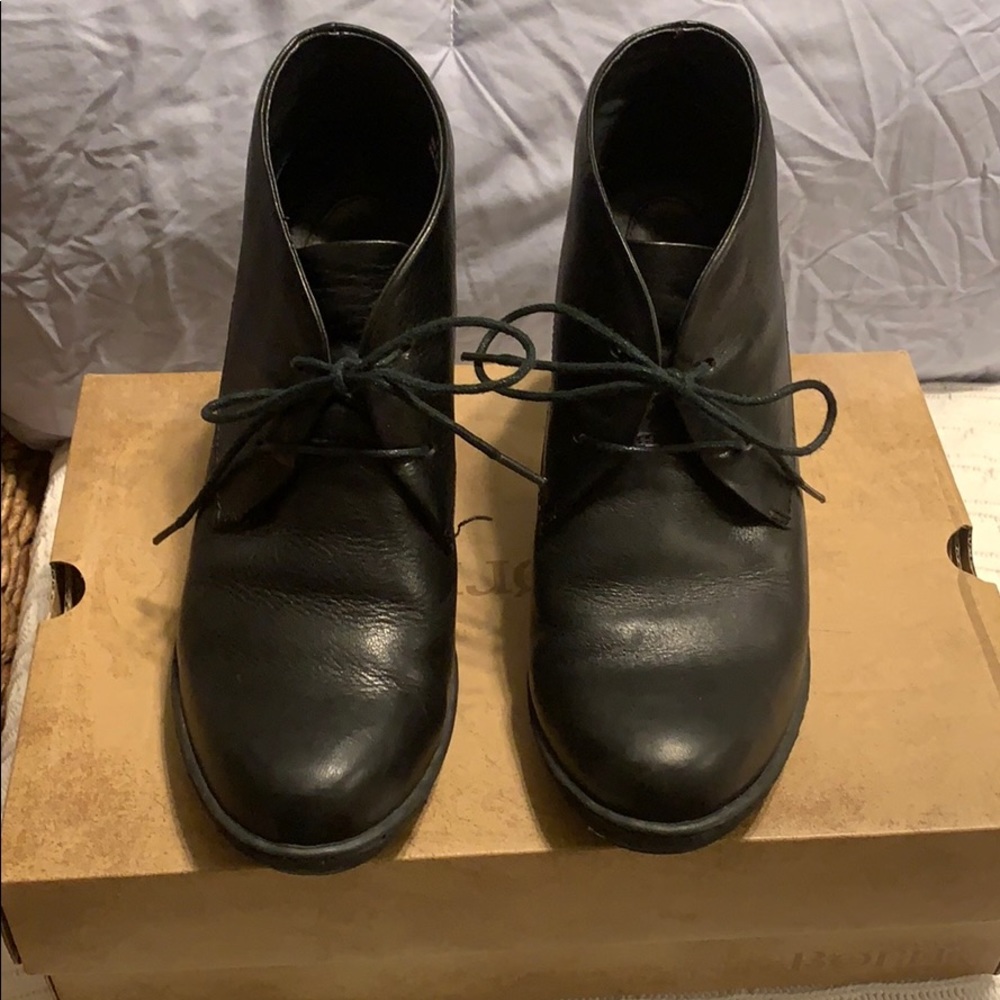 Born lace-up stacked heel shoe.